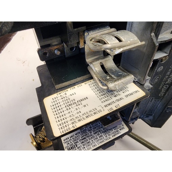 AB Allen-Bradley 1494V-DS60 Line Terminal Guard Disconnect Switch - Picture 9 of 12